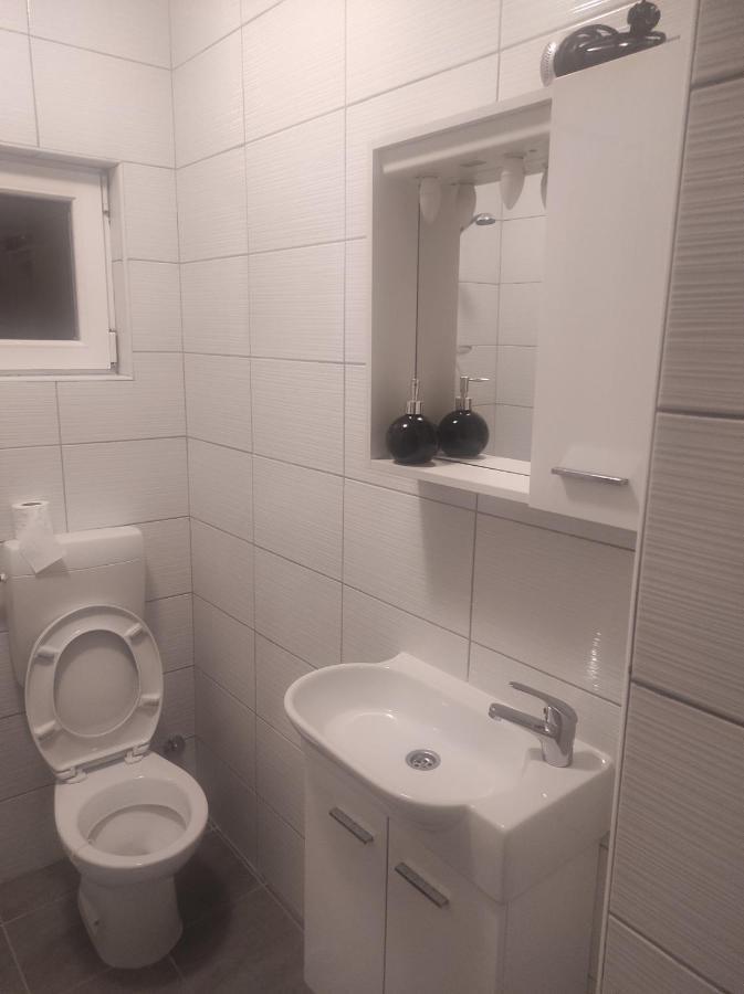 Ada